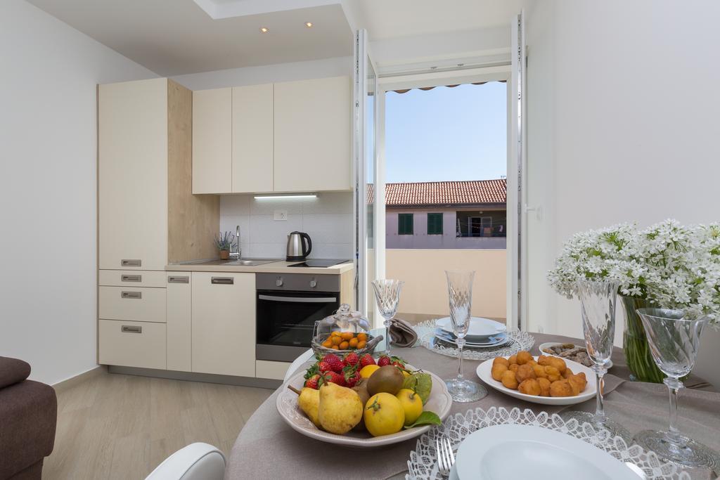 Appartement Boutique With Balconies, In Walking Distance To The Sea Zadar