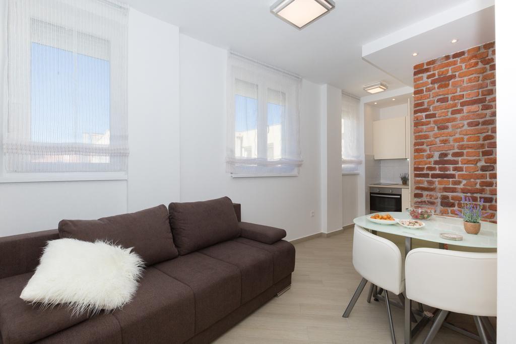 Boutique With Balconies, In Walking Distance To The Sea Appartement